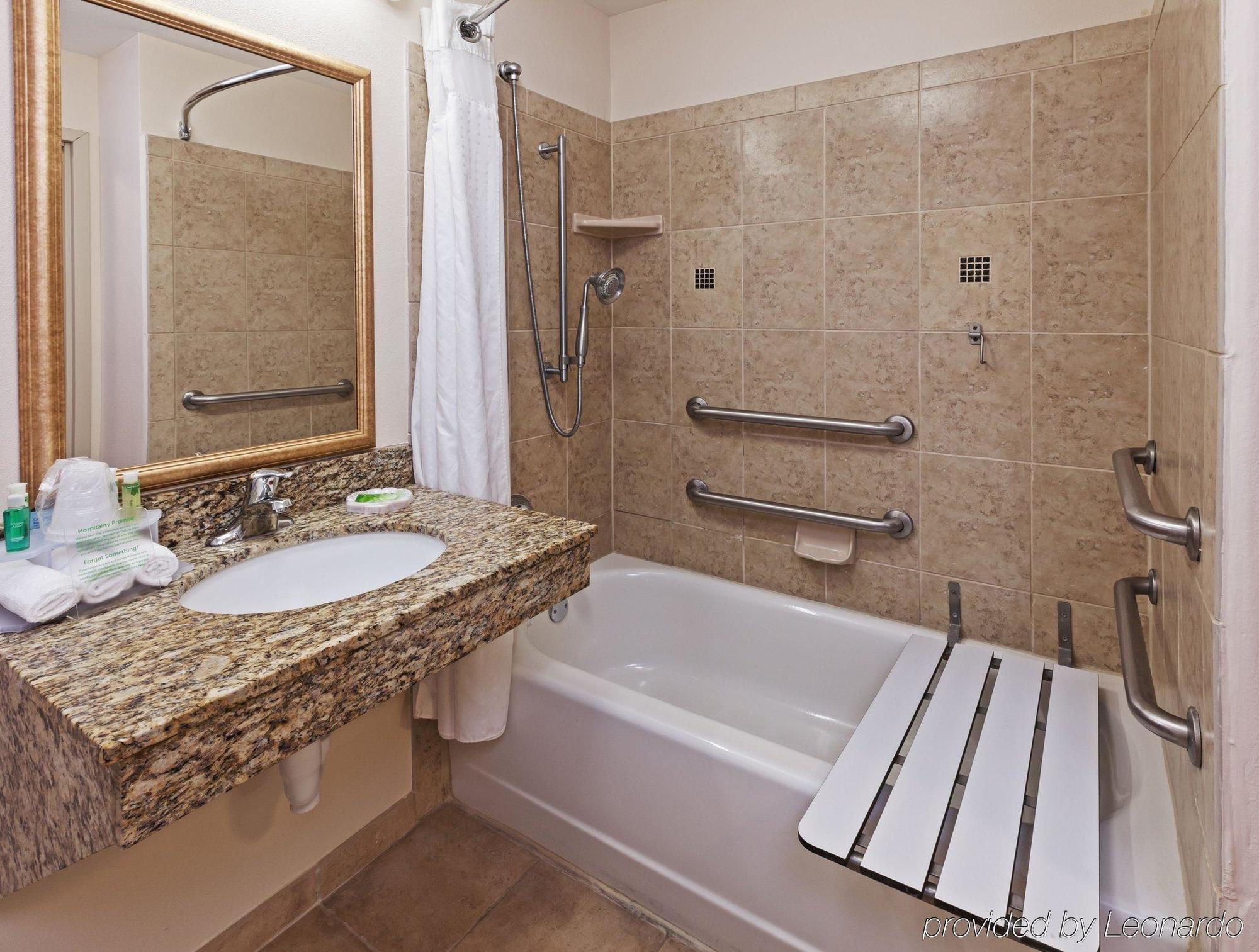 Holiday Inn Express & Suites Selma By Ihg Dış mekan fotoğraf